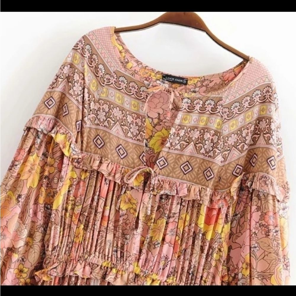 Gypsy Boho Floral Champagne And Pink Dress - Picture 7 of 14